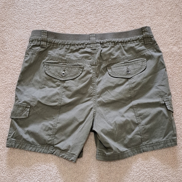 Style & Co. Green Cargo Shorts Women's 14 Petite Cotton Blend Casual Shorts - Picture 7 of 8